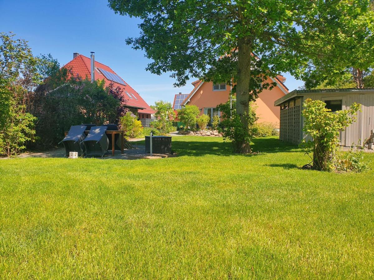Moderne Fewo Nr 4 Mit Balkon, Sauna Im Haus, Garten - Ferienwohnungen Am Wald Klein Gelm Bagian luar foto